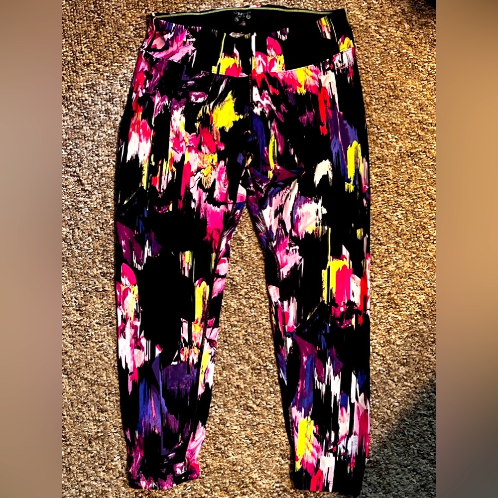 Large Calvin Klein Paint Brush design Mositure Wicking  Work out pants